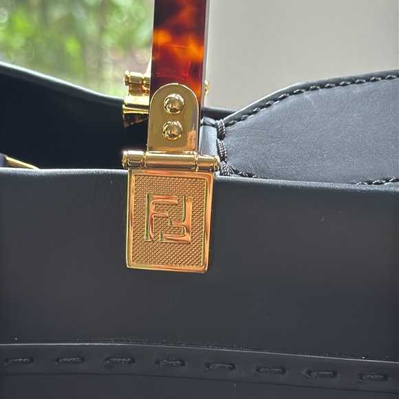 Fendi Sunshine - Picture 7 of 14